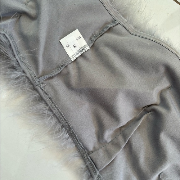 Gray Feather Tube Top - Picture 5 of 9